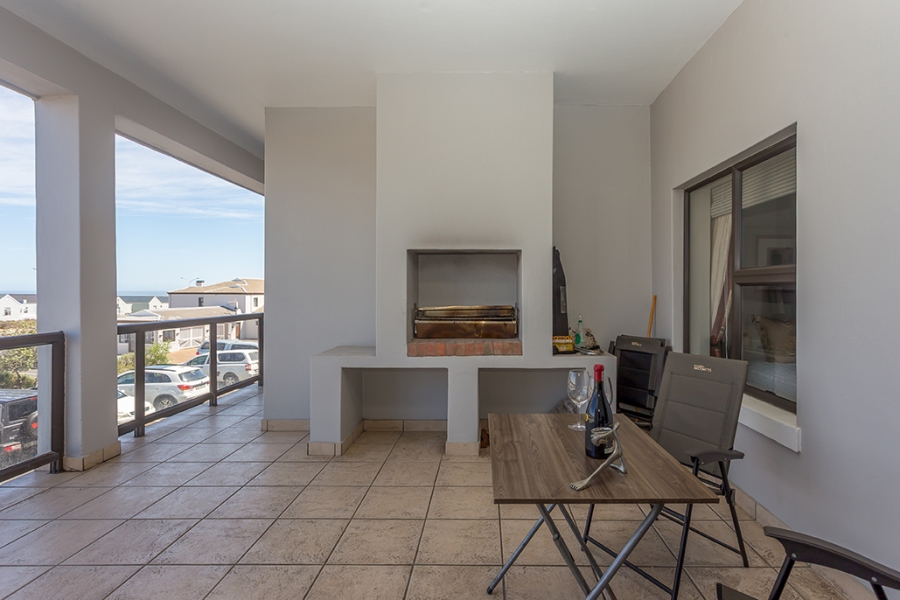 2 Bedroom Property for Sale in Big Bay Western Cape